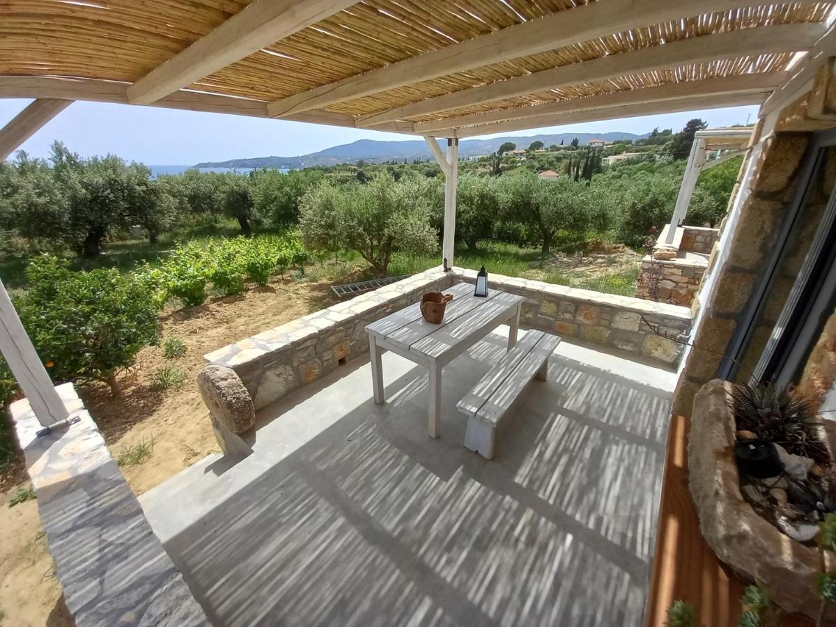 Koroni Stone House, Newly Built Studios By The Sea Buitenkant foto