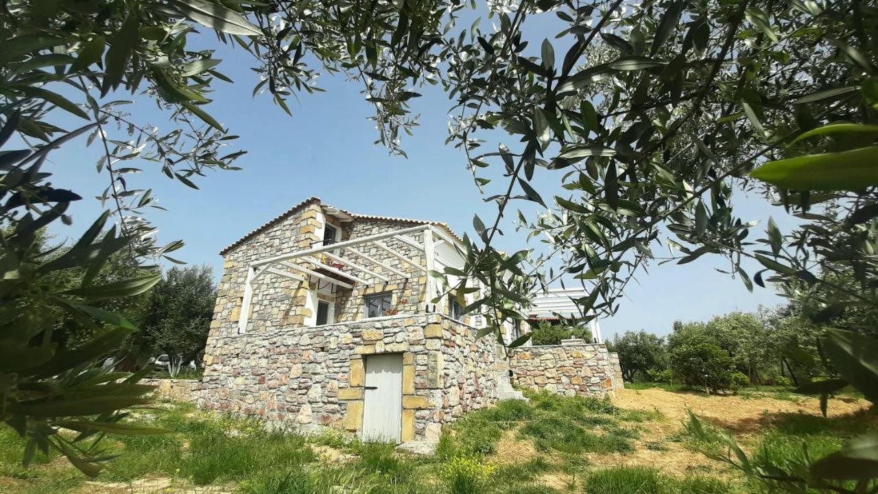 Koroni Stone House, Newly Built Studios By The Sea Buitenkant foto