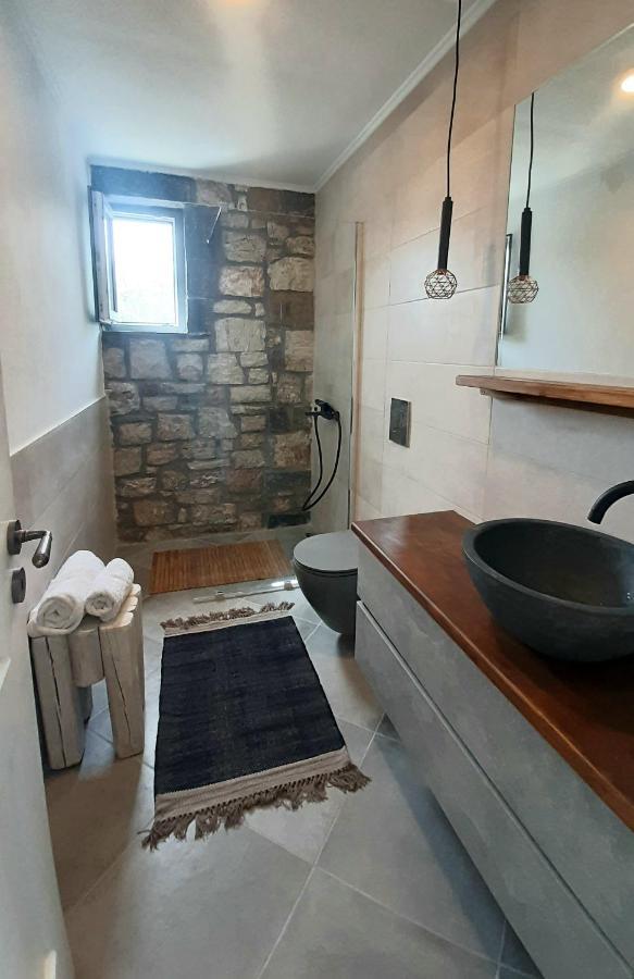 Koroni Stone House, Newly Built Studios By The Sea Buitenkant foto